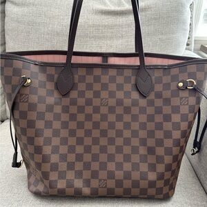 Sold! Louis Vuitton Neverfull MM, Damier Ebene, Rose Ballerina Inter & Pochette